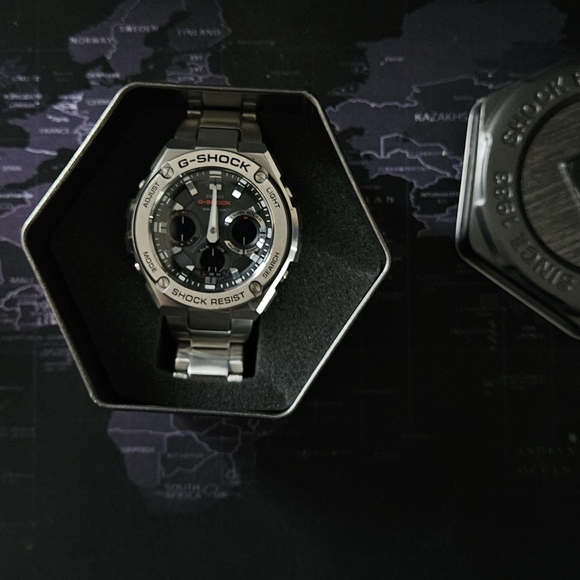Original shock watch - Picture 2 of 3